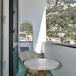 Hotell Lara 3*