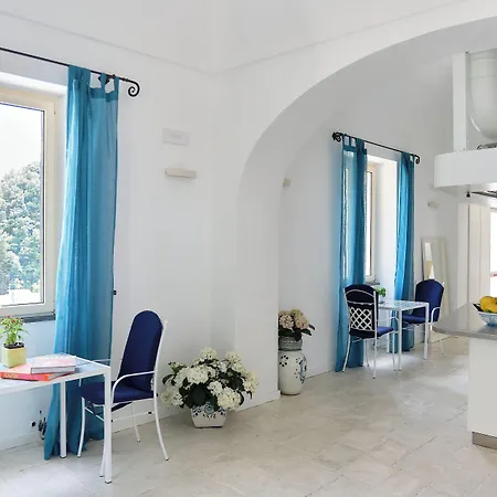 Lara 3* Amalfi
